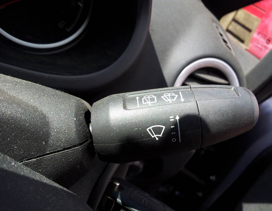 Vauxhall Corsa Design wiper-stalk-switch